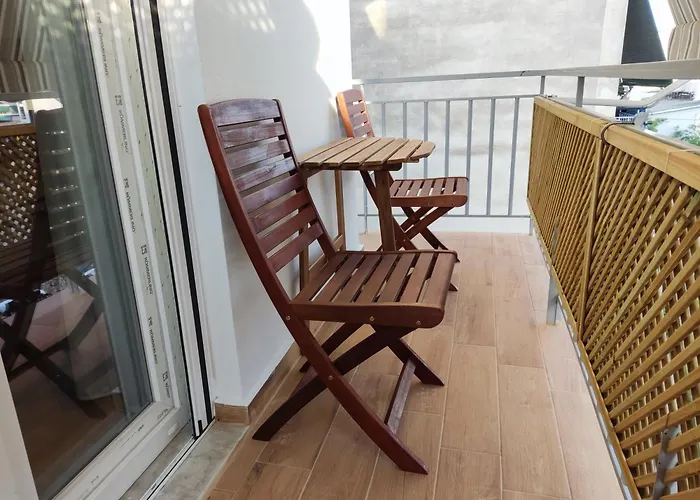 Renovated Appartment, Near Metro